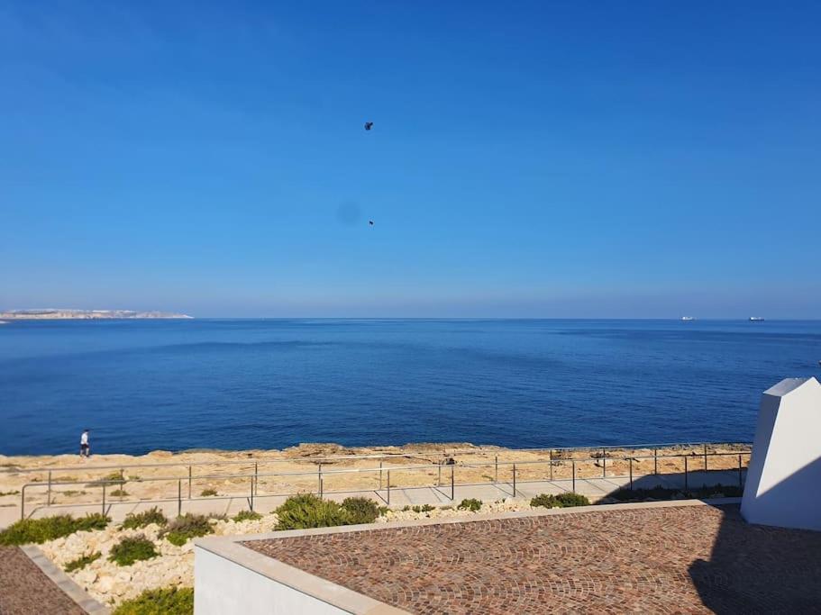 Private Room In A Modern Apartment With Pool And Sea View 圣保罗湾城 外观 照片